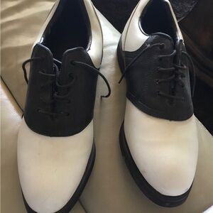 Hi-Tec Men’s Golf Shoes ~ Black/white ~ size US 11 ~ UK 10 ~ Euro 44